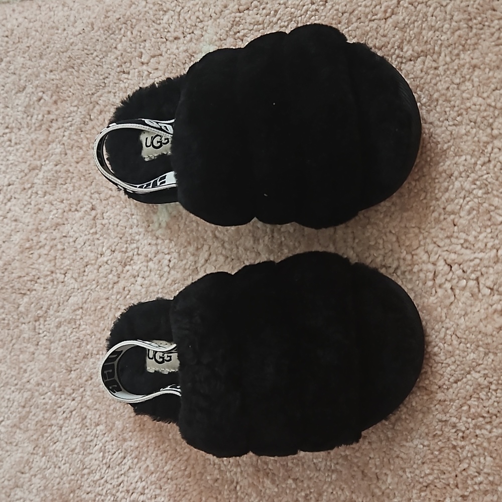 Toddler Girl Black Ugg Slippers Size 10